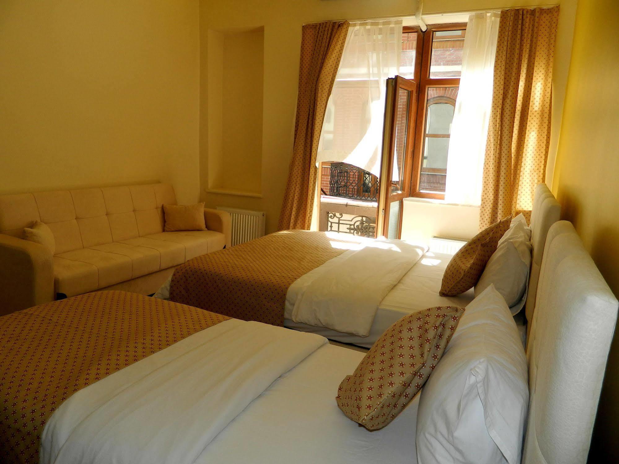 Taksim Mood Aparthotel Istanbul Exterior photo